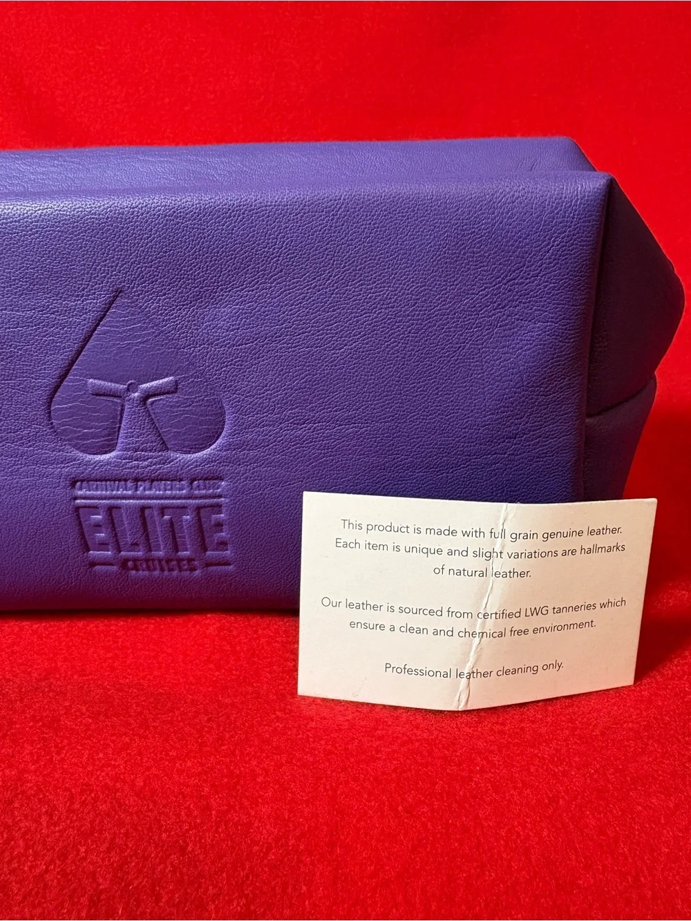 NWT Carnival Players Club Elite Purple Genuine Leather Cosmetic Travel Bag